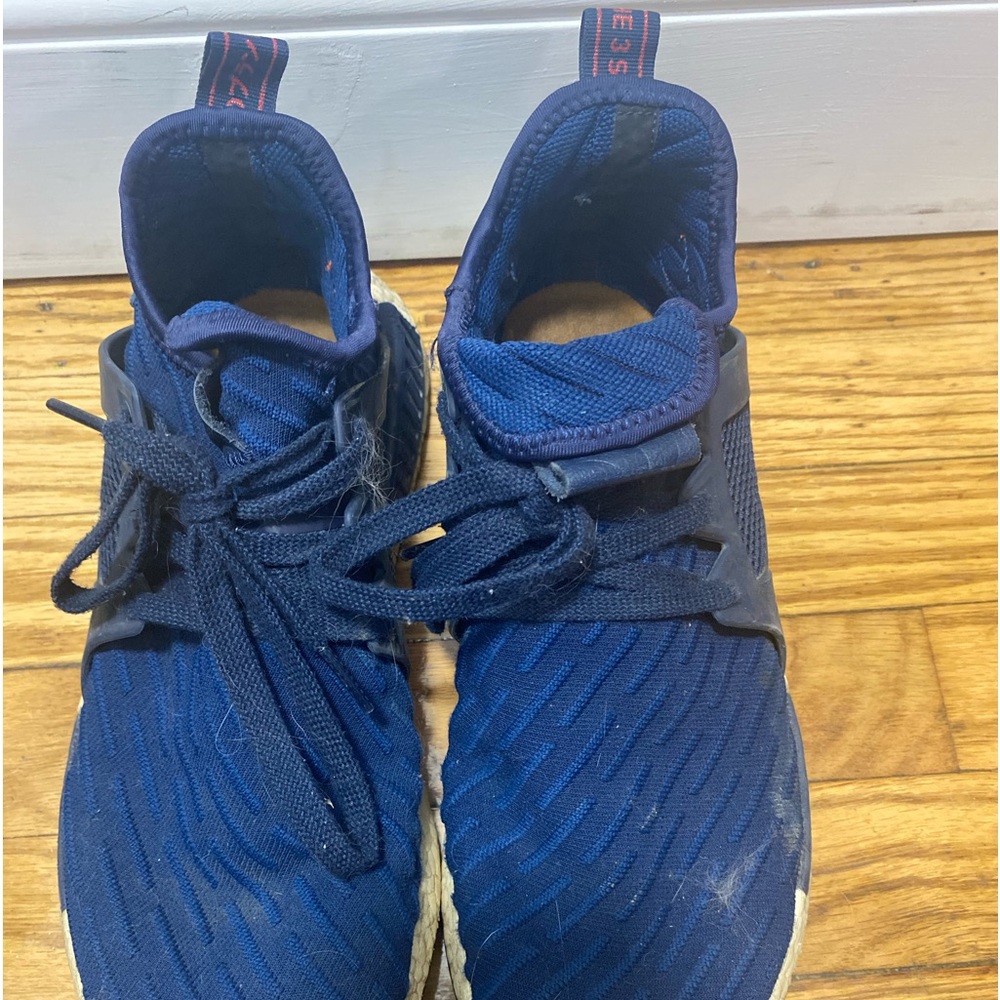 Blue mens athletic shoes size 10